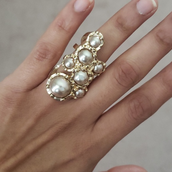 Jewelry - Picture 4 of 8